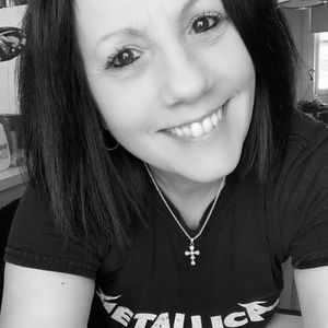 Meet your Posher, Denise